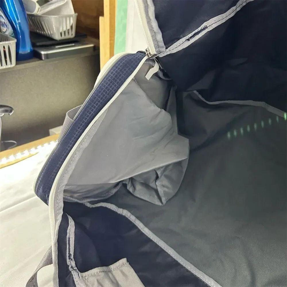 Under Armour Gym Duffel Bag Navy & Grey Adjustable Strap 22